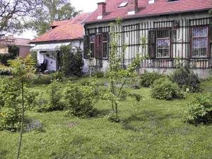 Nebengebäude Gartenseite